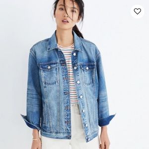 Madewell Oversized Jean Jacket in Capstone Wash